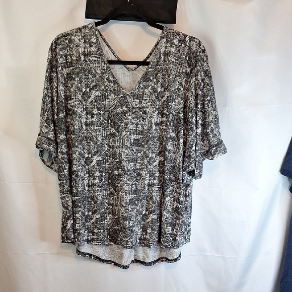Top Cato Femme Taille 22/24 - Noir Et Blanc, Manches Longues, Effet Léger Et Transparent
